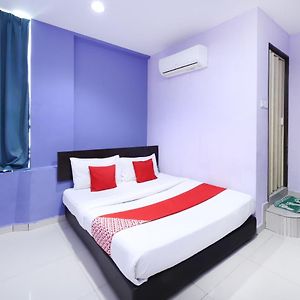 Oyo 90235 Hotel Inap Sri Gombak